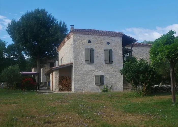 Domaine De Fangal, Pgeonnier 2P, Maison 8P - Piscine 25M - Gites Climatises