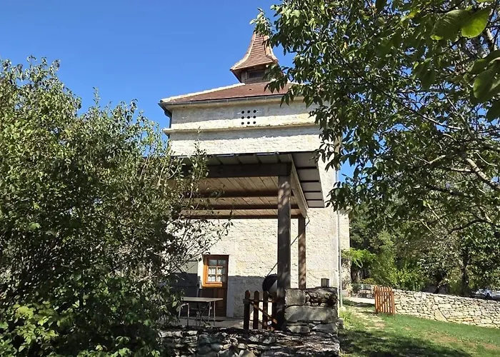 Domaine De Fangal, Pgeonnier 2P, Maison 8P - Piscine 25M - Gites Climatises